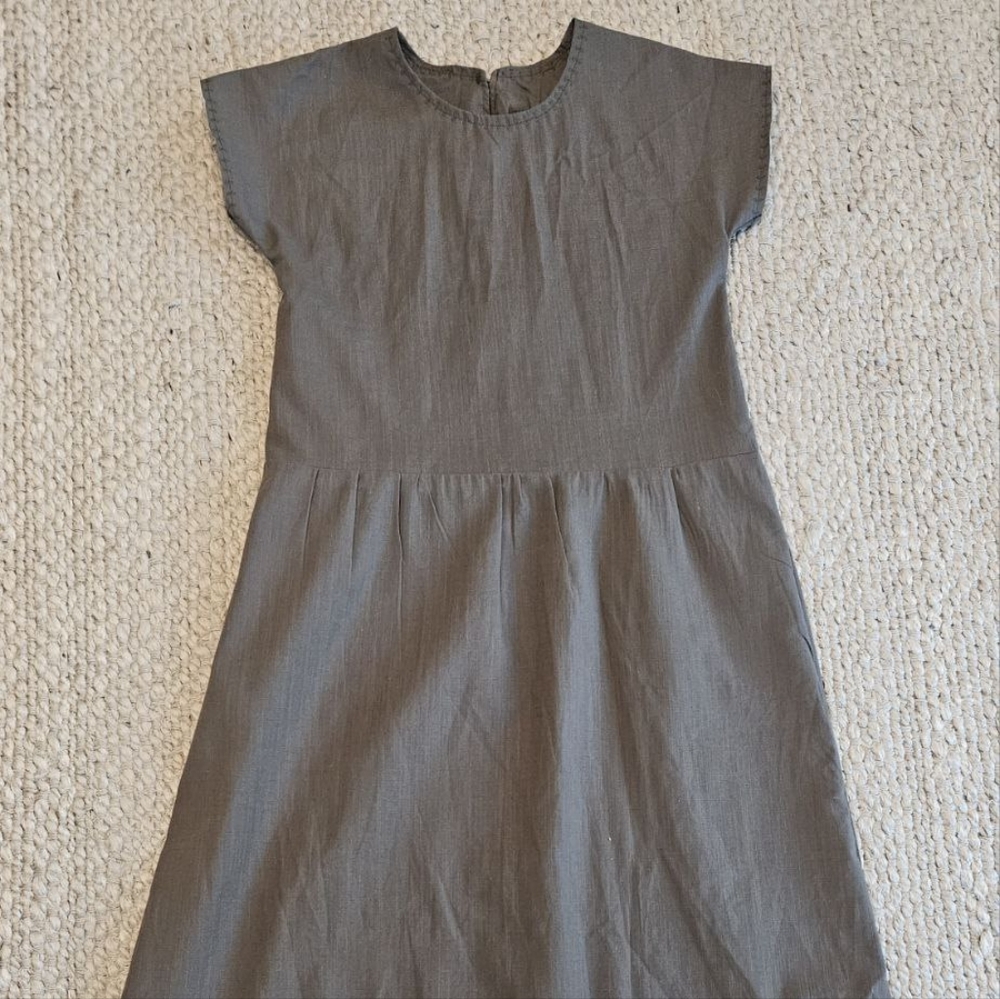 🎁 Gift with purchase! Size 6 NWOT Cotton Dress